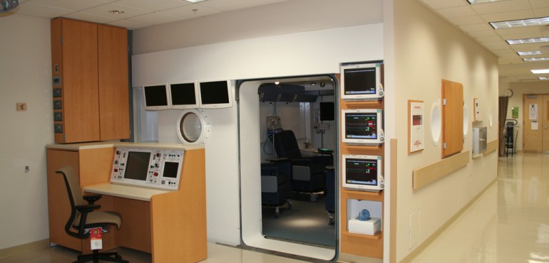 Double Lock Hyperbaric Chambers